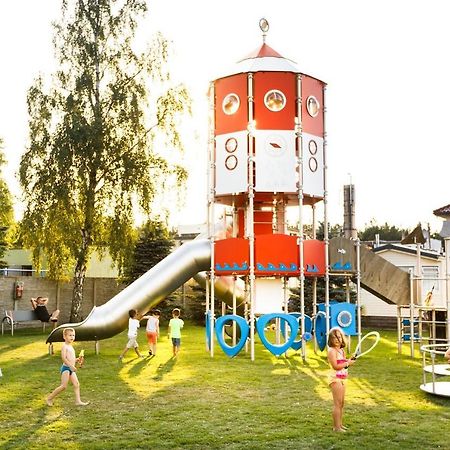 מלון מיילנו Osrodek Wypoczynkowy Zlota Plaza מראה חיצוני תמונה